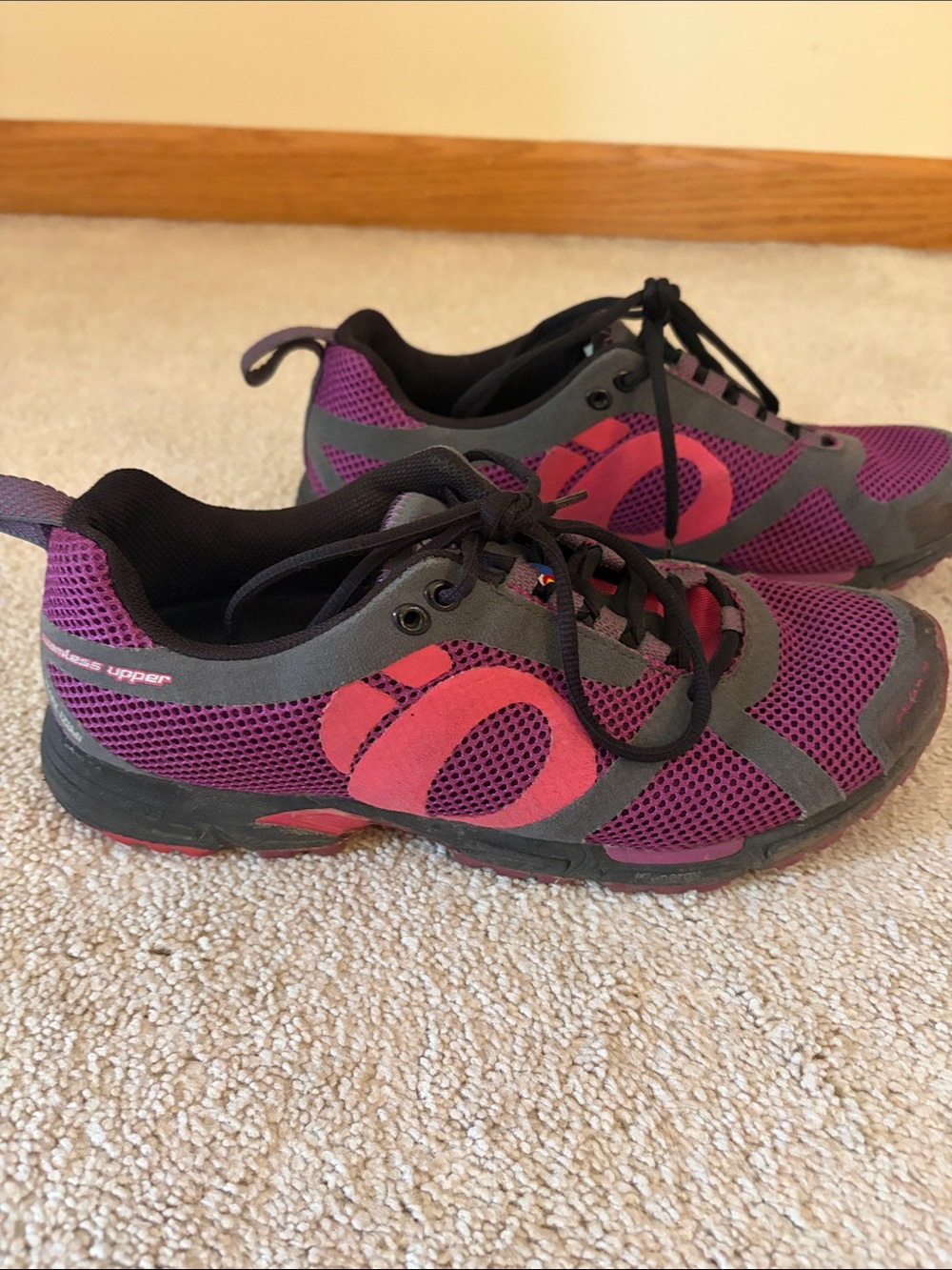Pearl Izumi Purple and Pink Mesh Women's Athletic Shoes